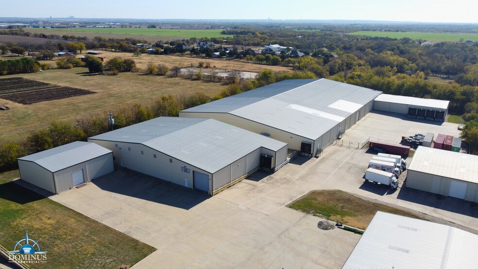 More Photos Of 370 English Trl, Venus Industrial For Sale
