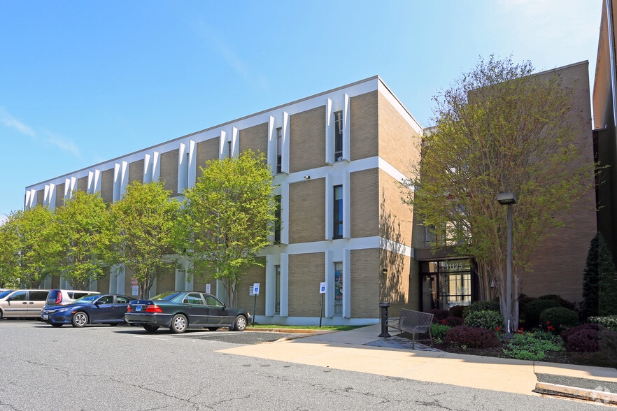 11125 Rockville Pike  