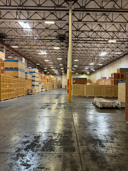 More Photos Of 601 S 55th Ave, Phoenix Warehouse For Lease