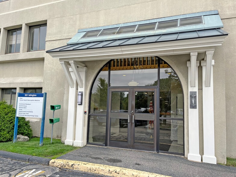 More Photos Of 501 Islington St, Portsmouth Office For Lease
