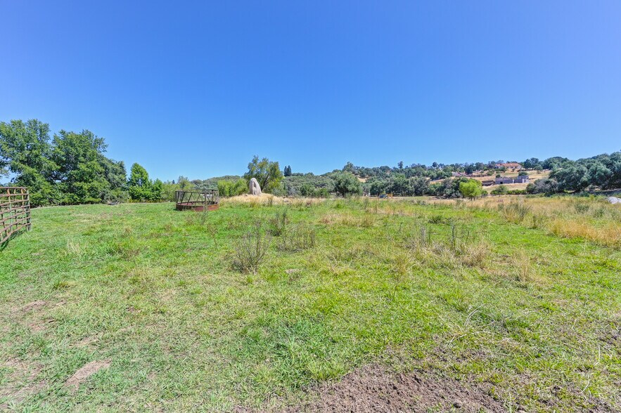 More Photos Of 1200 Gold Hill Rd, Newcastle Land For Sale