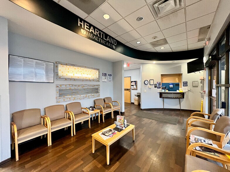 More Photos Of 101 United Dr, Collinsville Freestanding For Lease