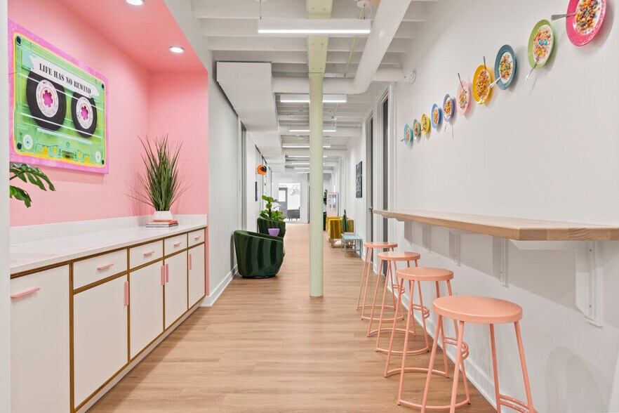 More Photos Of 4201 Millersville Rd, Indianapolis Coworking Space