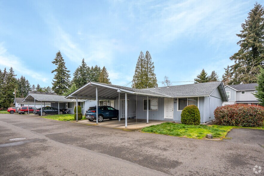 More Photos Of 2615 Neals Ln, Vancouver Apartments For Sale