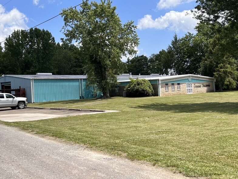 More Photos Of 125 McAdoo Creek Rd, Clarksville Warehouse For Sale