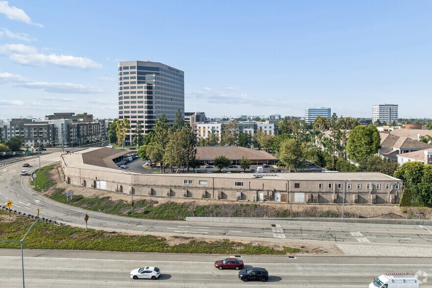 More Photos Of 1111 W Town and Country Rd, Orange Office For Lease
