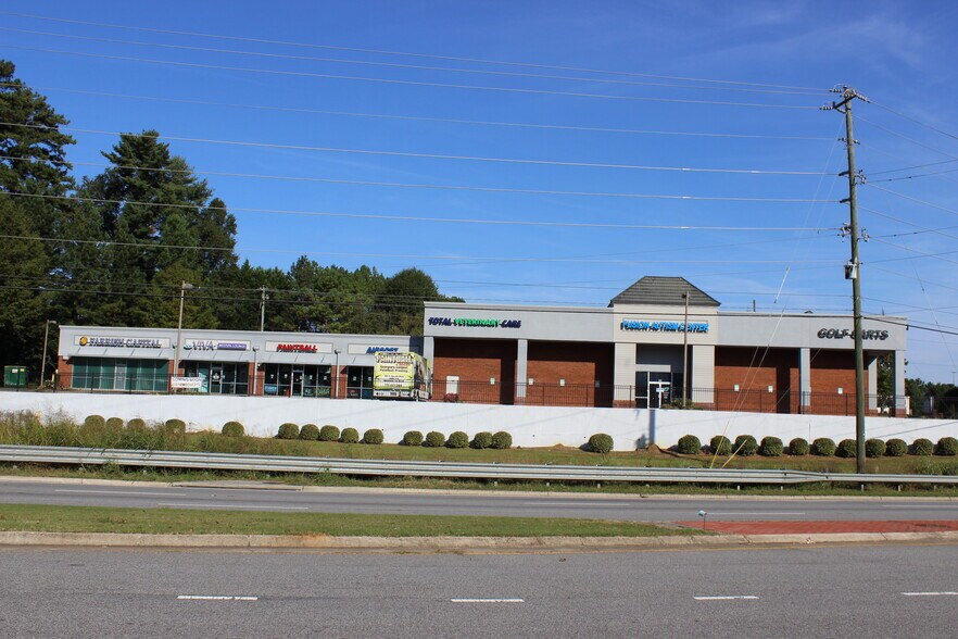 Primary Photo Of 1619 NW COLLINS Rd, Kennesaw Unknown For Lease