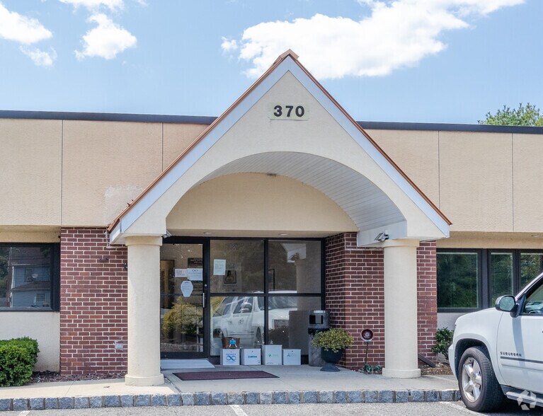 More Photos Of 370 Route 35 S, Red Bank Medical For Sale