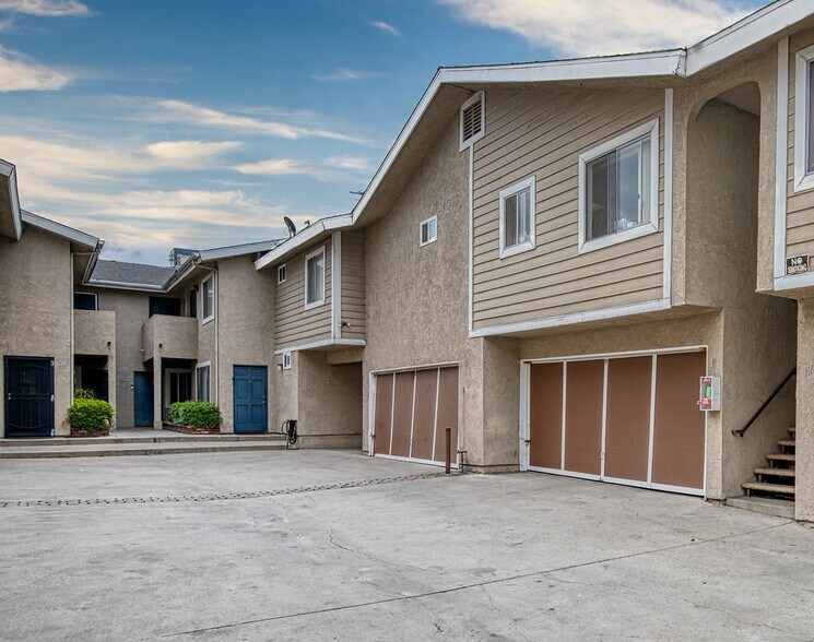 More Photos Of 11314 La Mirada Blvd, Whittier Apartments For Sale