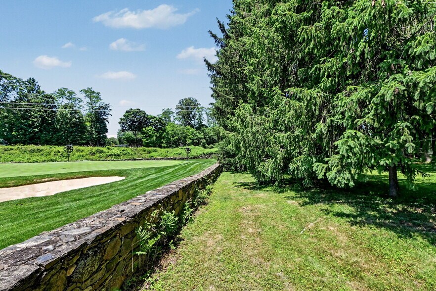 More Photos Of 36 Crosshill Rd, Hartsdale Land For Sale