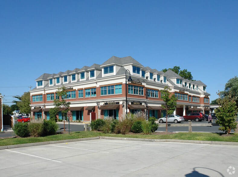 More Photos Of 124 Hebron Ave, Glastonbury Office For Lease