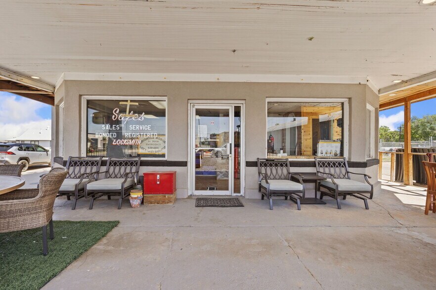 More Photos Of 280 S Main St, Brighton Storefront Retail Residential For Sale