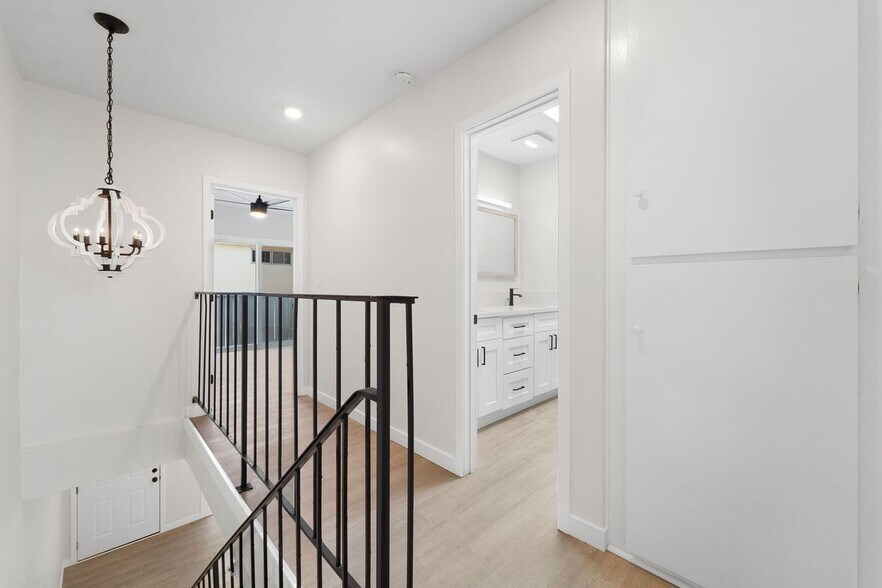 More Photos Of 4912 Muir Ave, San Diego Apartments For Sale