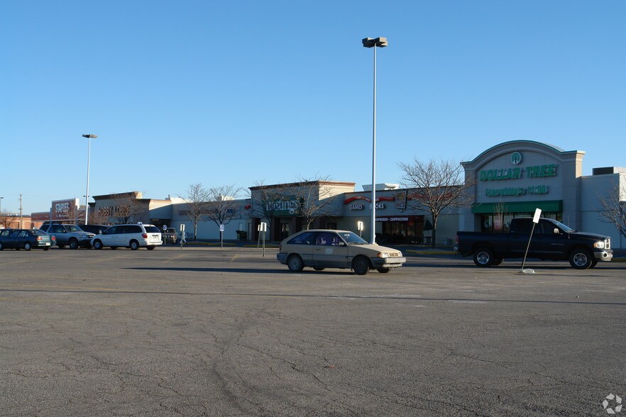 632 Tuttle Creek Blvd, Manhattan, KS 66502 For Lease