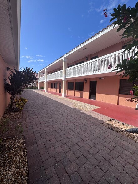 More Photos Of 3400 Tamiami Trl, Port Charlotte Medical For Sale