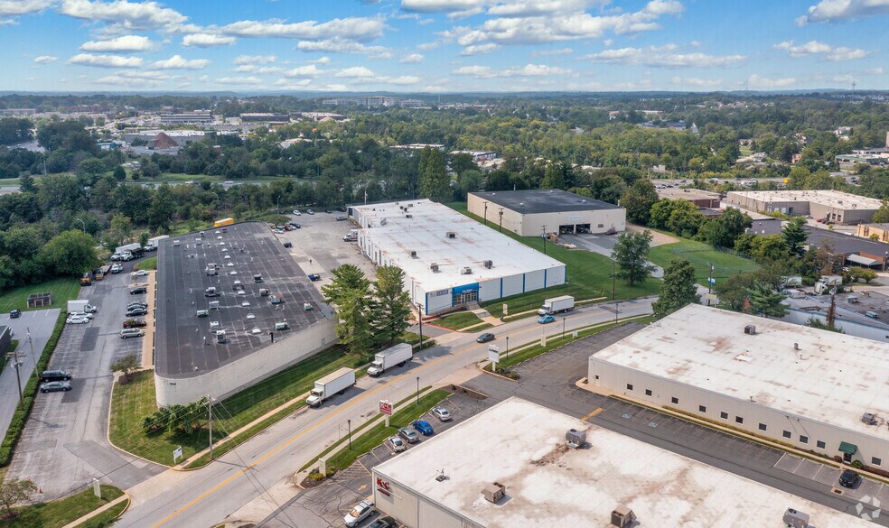 More Photos Of 1716 Whitehead Rd, Woodlawn Warehouse For Lease