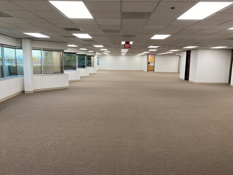 More Photos Of 4130 E Van Buren St, Phoenix Office For Lease