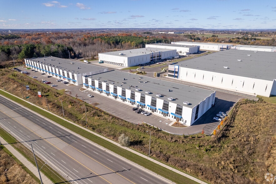 More Photos Of 20 Newkirk Ct, Brampton Distribution For Sale