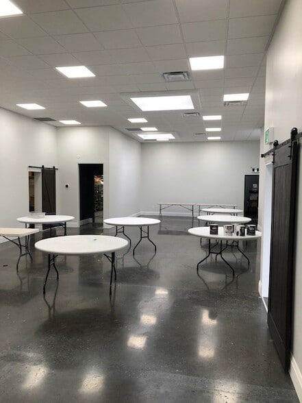 More Photos Of 1783 Mattawa Ave, Mississauga Warehouse For Lease