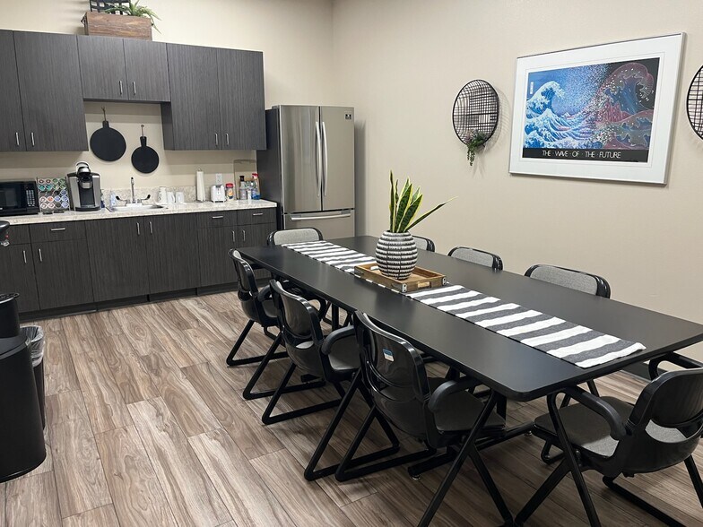 More Photos Of 3730 W Swift Ave, Fresno Coworking Space