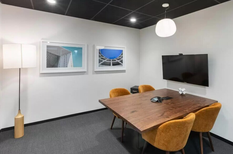 More Photos Of 650 Massachusetts Ave NW, Washington Coworking Space