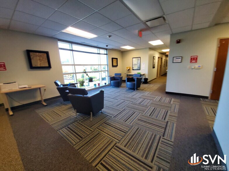 More Photos Of 4500 Courthouse Blvd, Stow Office For Lease