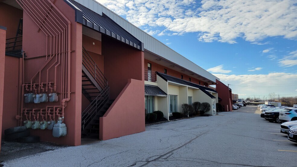 More Photos Of 7501-7537 Mentor Ave, Mentor General Retail For Lease