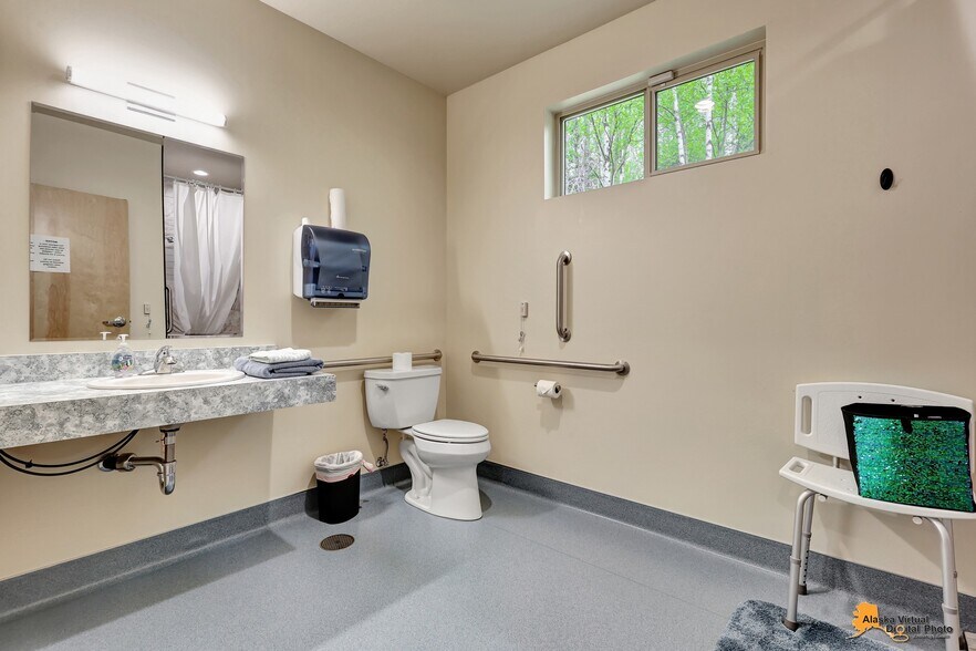 More Photos Of 4551 E Bogard Rd, Wasilla Medical For Sale