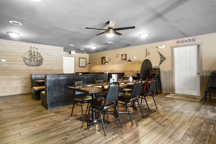 More Photos Of 2633 Holden Beach Rd SW, Holden Beach Restaurant For Sale