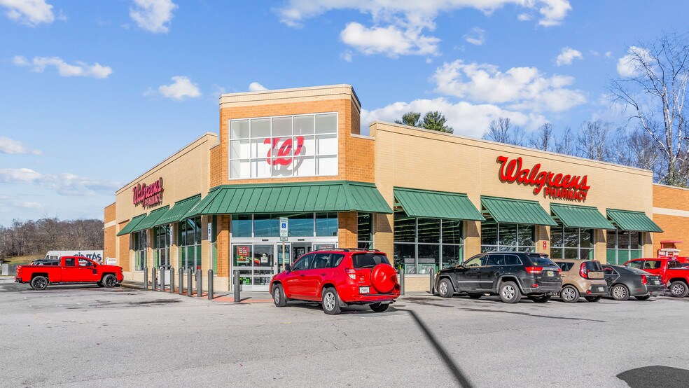 Primary Photo Of 531 E Jackson Blvd, Jonesborough Drugstore For Sale