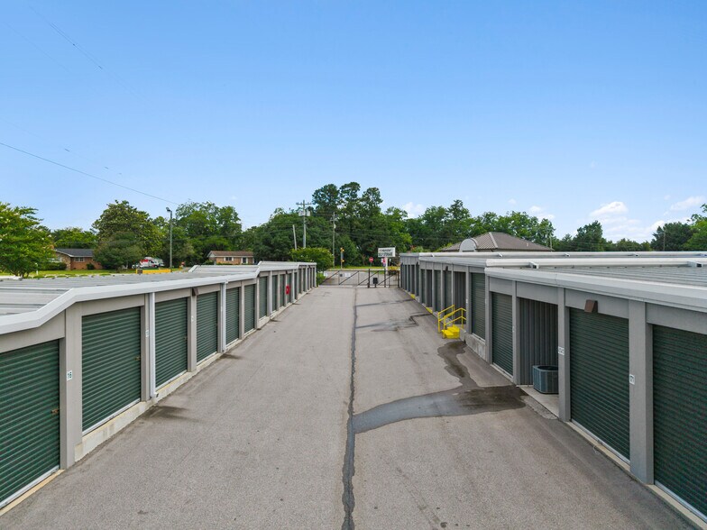 More Photos Of 1758 Saint Matthews Rd, Orangeburg Self Storage For Sale