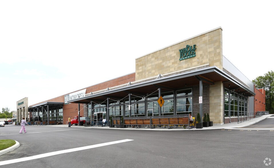 More Photos Of 1020-1050 Miamisburg Centerville Rd, Dayton Freestanding For Lease