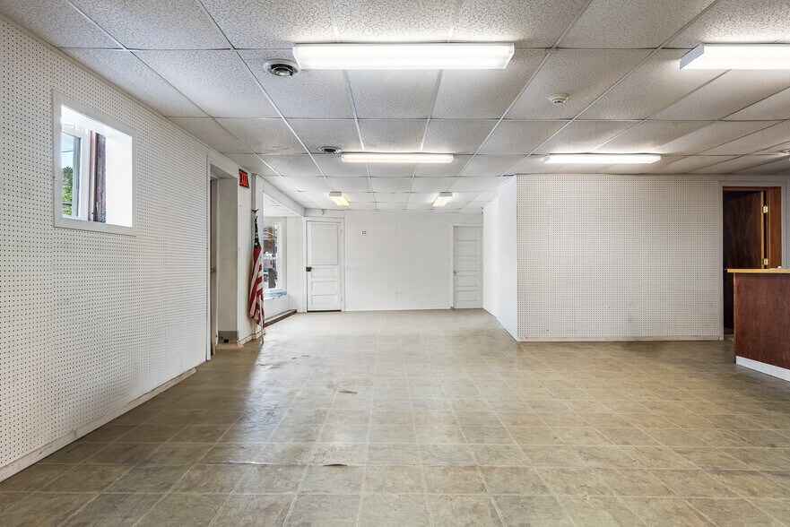 More Photos Of 5572 Washington St, Prattsville Storefront For Sale