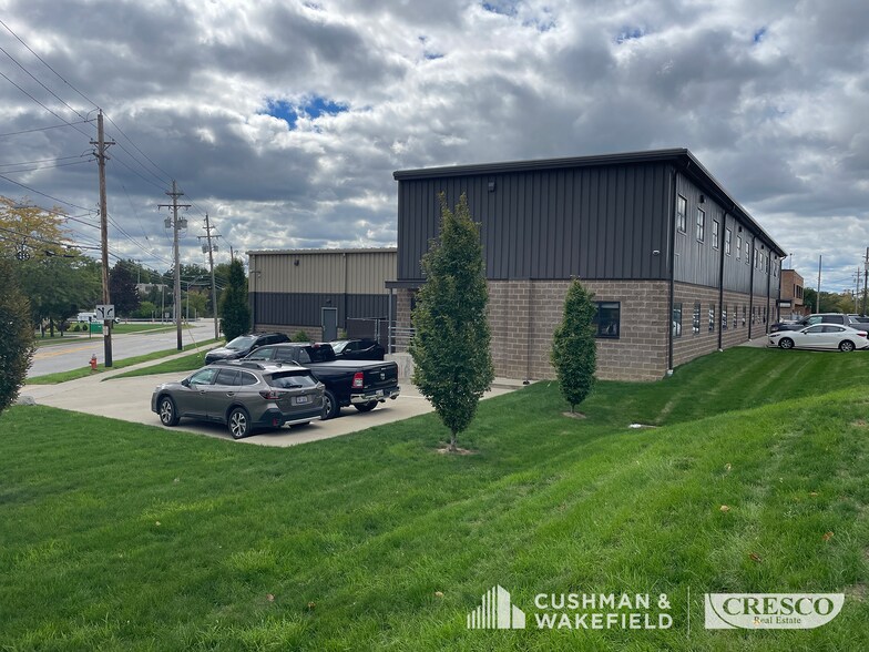 More Photos Of 240 Tuxedo Ave, Brooklyn Heights Warehouse For Lease