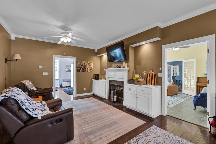 More Photos Of 110 Holy Cross Rd, Loretto Hospitality For Sale