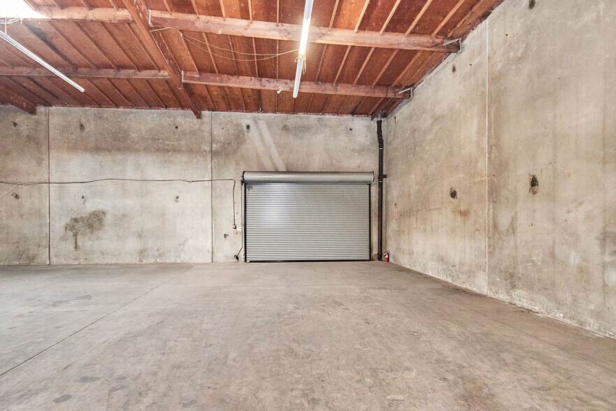 More Photos Of 6840-6846 Suva St, Bell Gardens Unknown For Lease