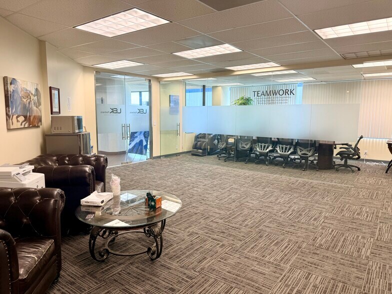More Photos Of 4725 Mercury St, San Diego Office For Lease