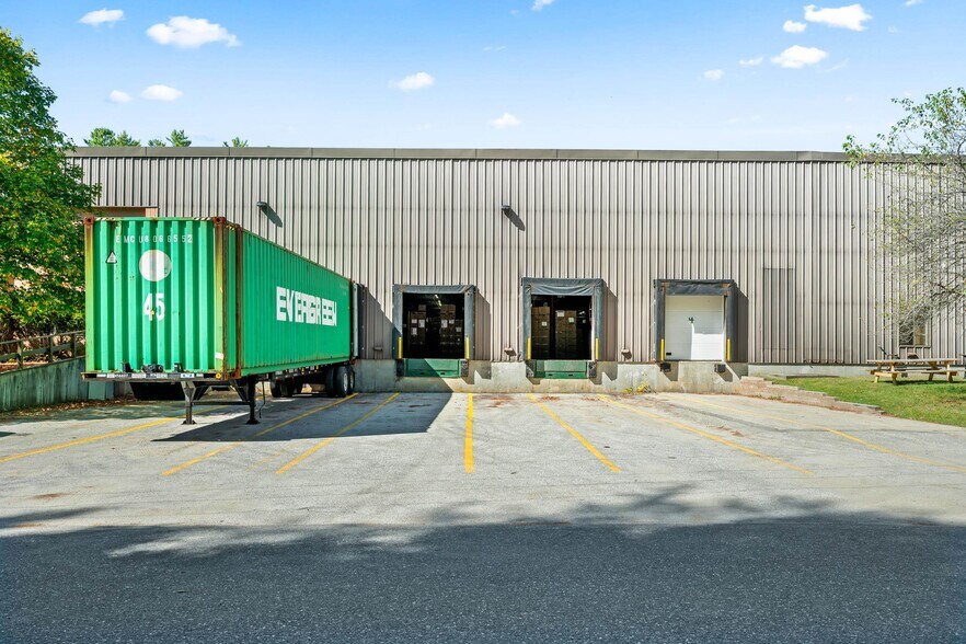 More Photos Of 1014 Profile Rd, Bethlehem Warehouse For Sale