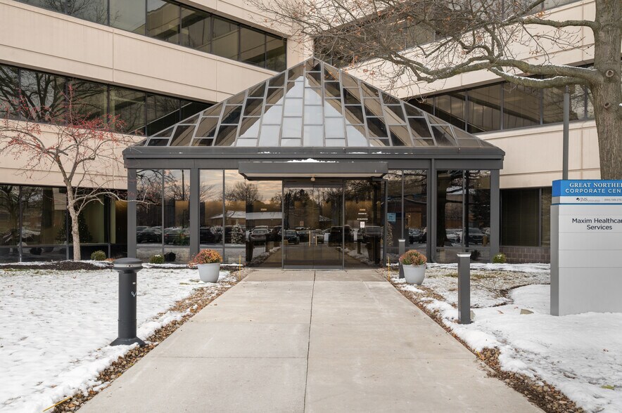 More Photos Of , North Olmsted Office For Sale