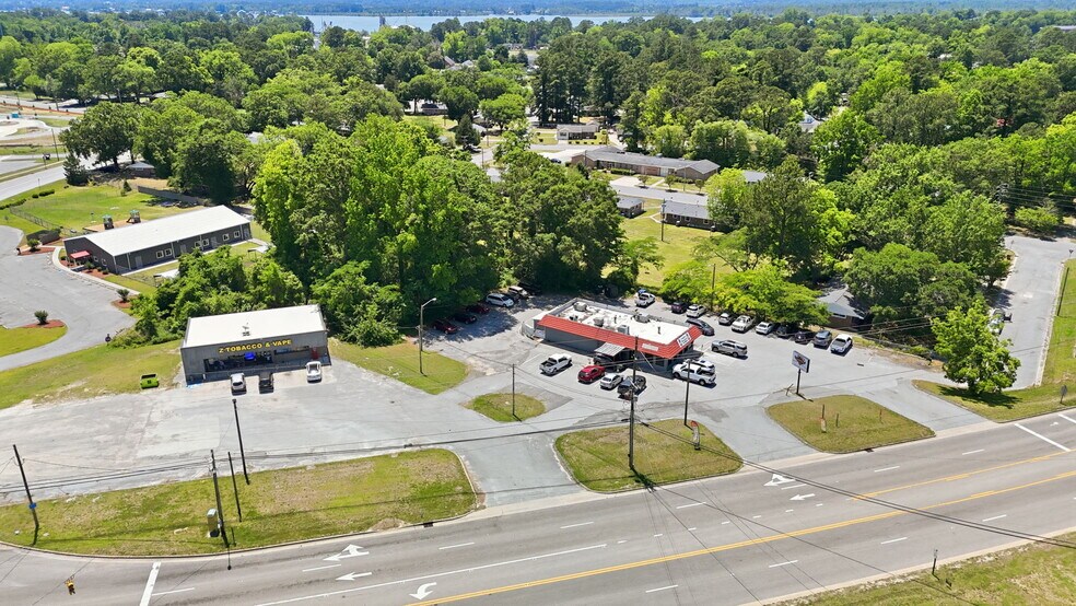 More Photos Of 1115 John Small Ave, Washington General Retail For Sale