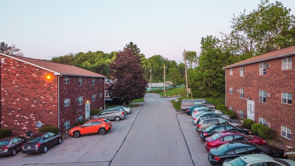 Primary Photo Of 826-830 Dornin St, Greensburg Apartments For Sale