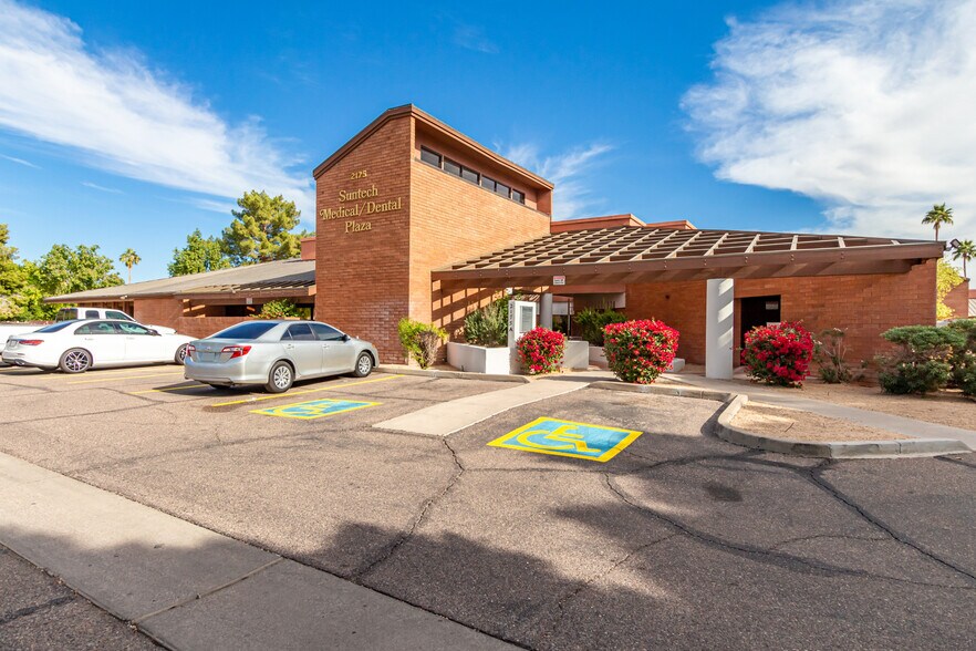 More Photos Of 2175 N Alma School Rd, Chandler Medical For Lease