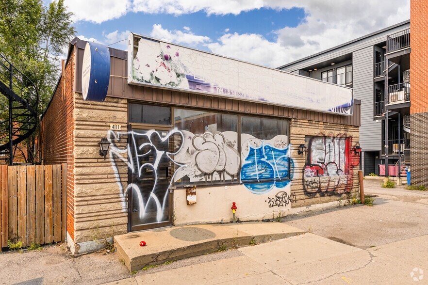 More Photos Of 4111 Rue Beaubien E, Montréal Office For Sale