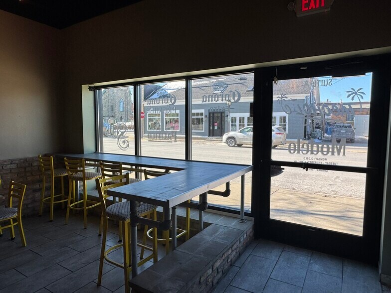 More Photos Of 14 N College Ave, Saint Joseph Storefront For Sale