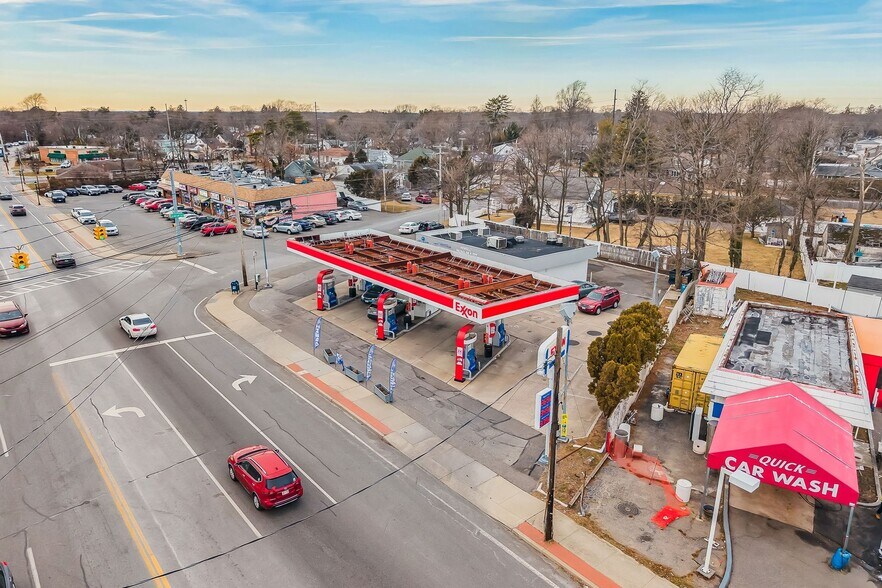 More Photos Of 172 Howells Rd, Bay Shore Service Station For Sale