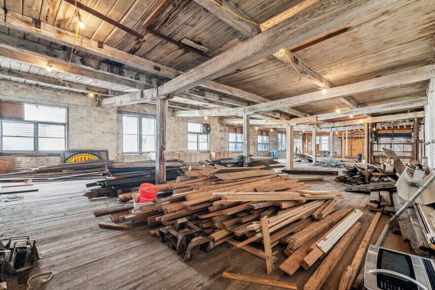 More Photos Of 2822-2824 Jasper St, Philadelphia Warehouse For Sale