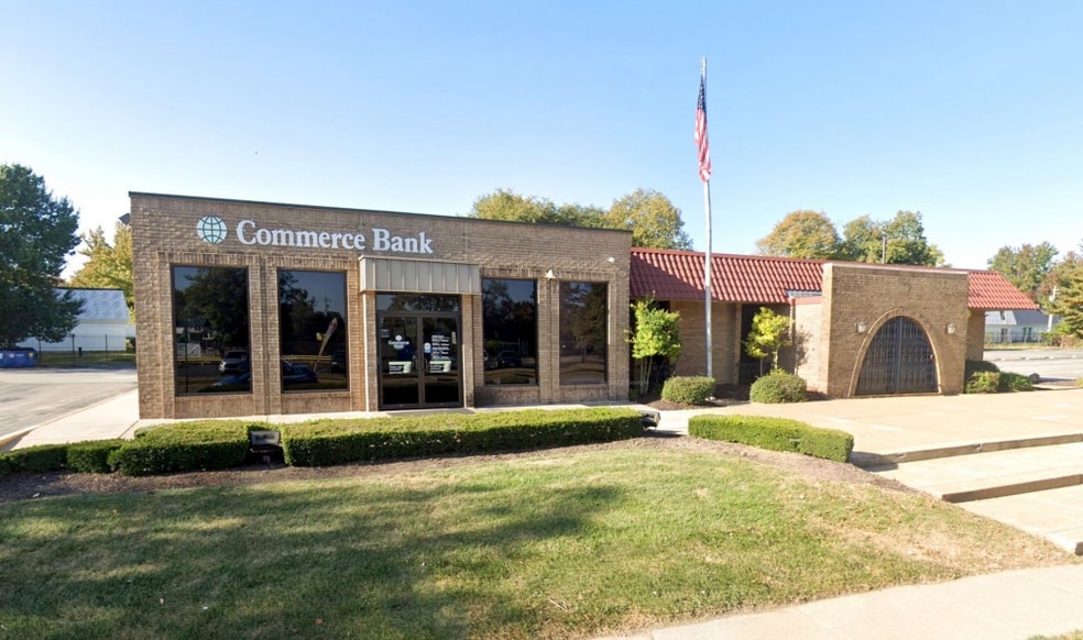 Primary Photo Of 1626 Pattern Dr, Saint Louis Bank For Sale