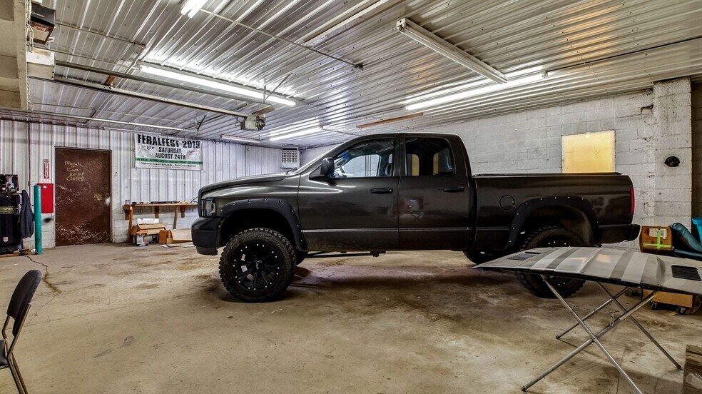 More Photos Of 1631 US Highway 8, Barron Auto Salvage Facility For Sale