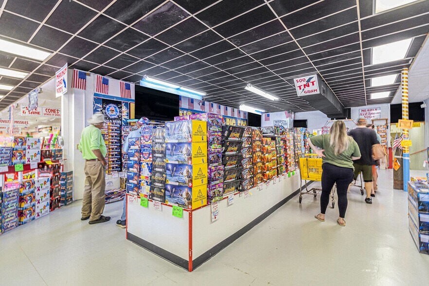 More Photos Of 625 Ocoee St, Copperhill Freestanding For Sale