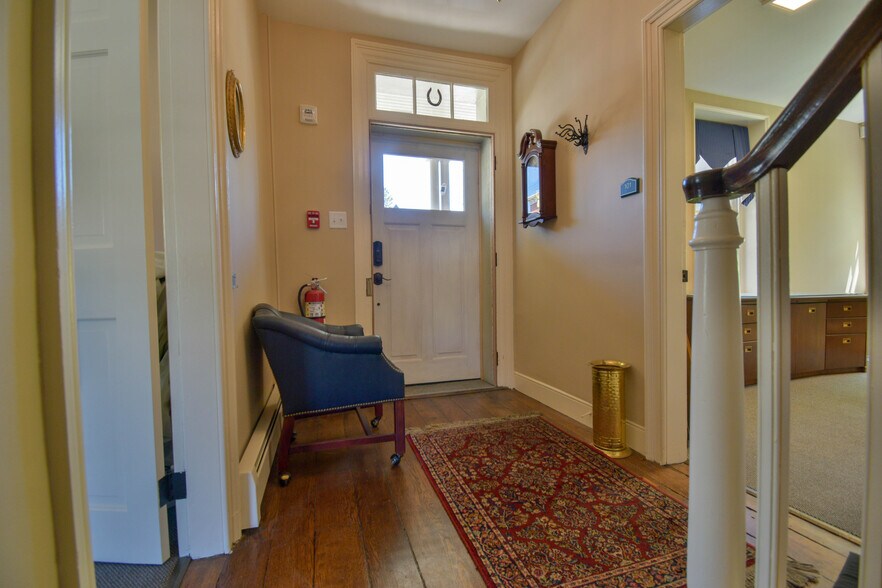 More Photos Of 300 S High St, West Chester Office For Sale